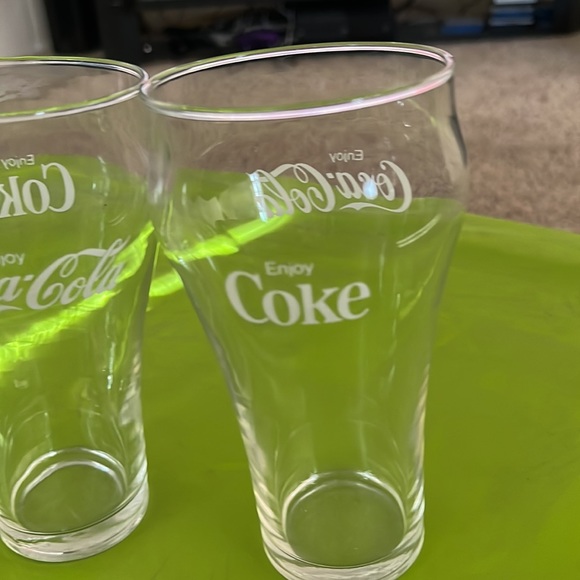 Vintage 1987-88 Coca-Cola Glasses Set of 4 - Picture 2 of 3